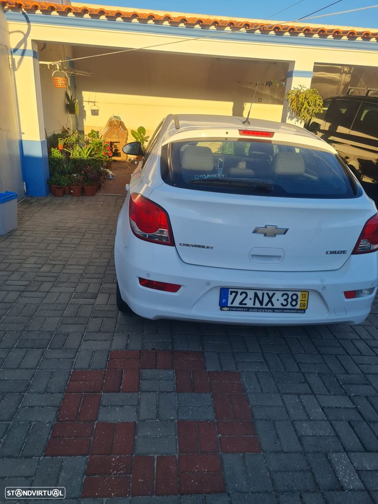 Chevrolet Cruze 1.7 VCDi LT - 5