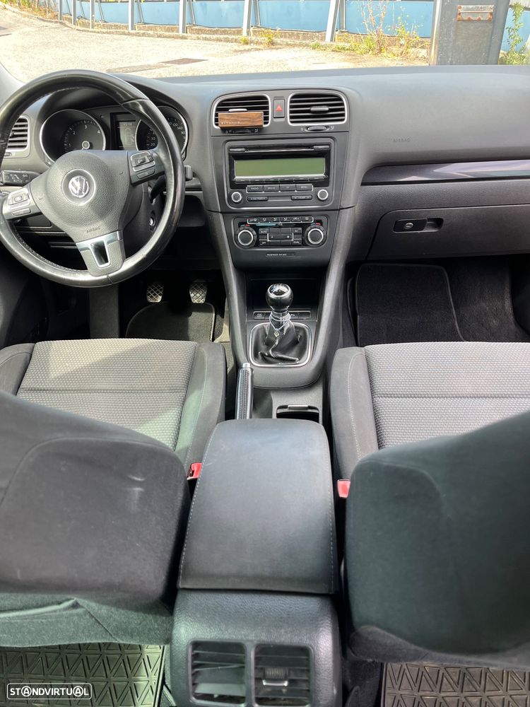 VW Golf 1.6 TDi Confortline - 8