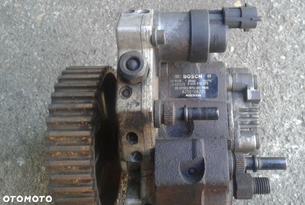 Pompa wtryskowa Bosch Renault Megan 2 1.9 DCI - 1