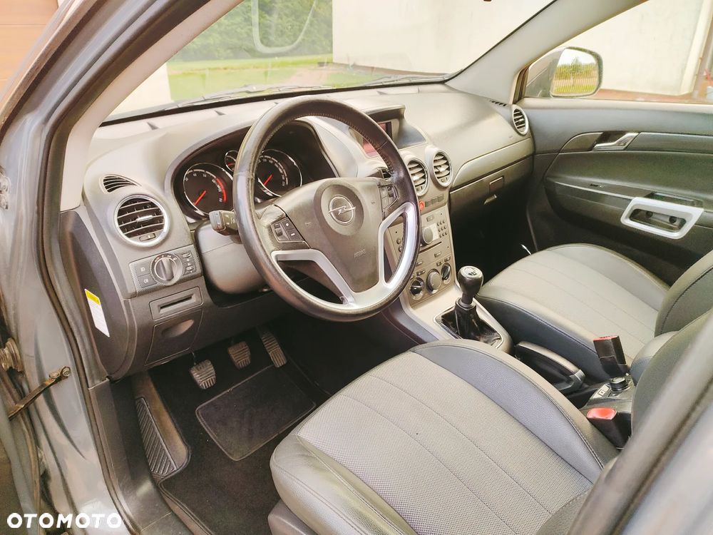Opel Antara 2.4 4x4 Cosmo - 12