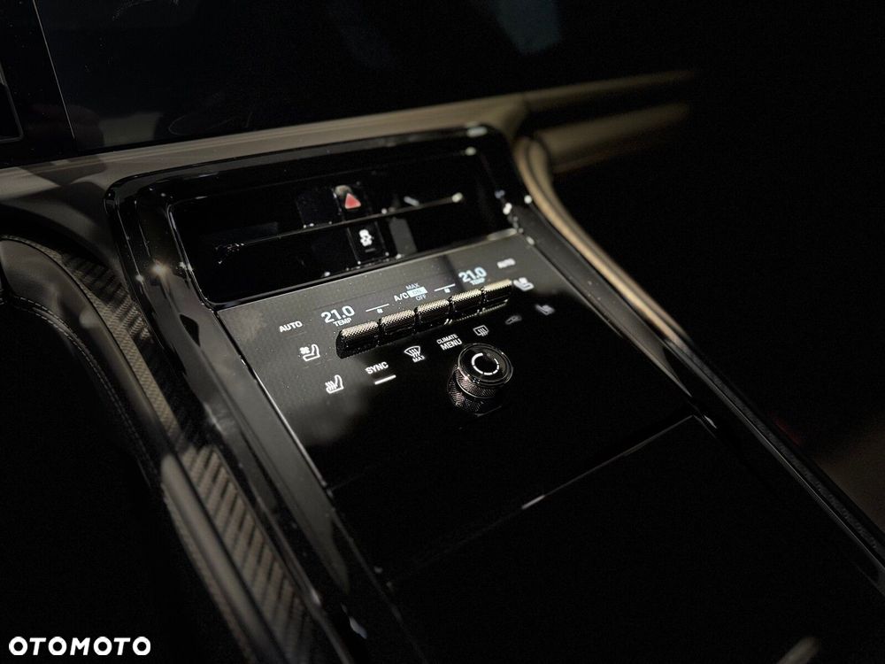 Porsche Panamera - 23