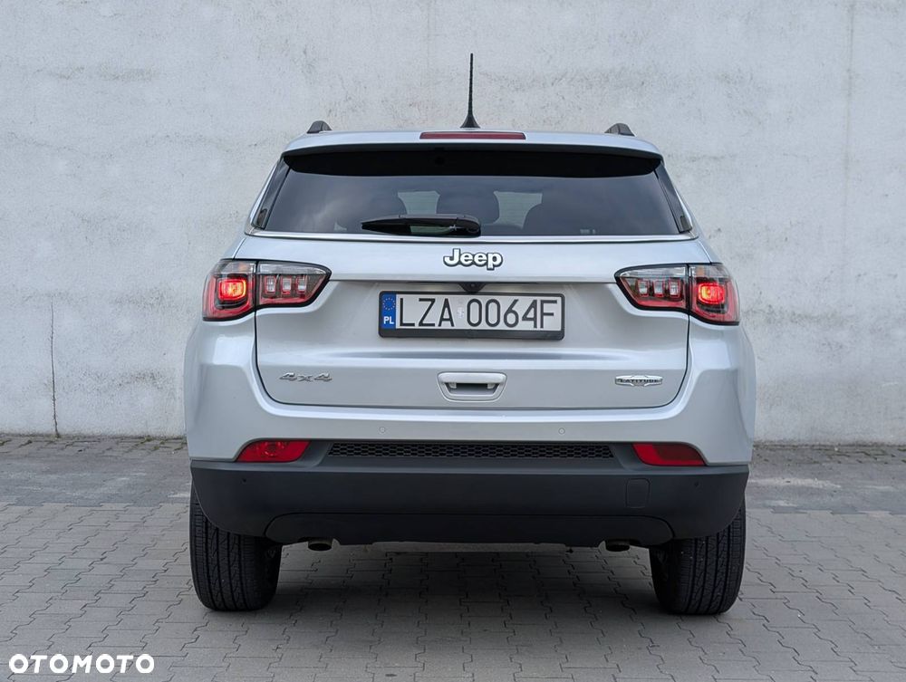Jeep Compass - 38