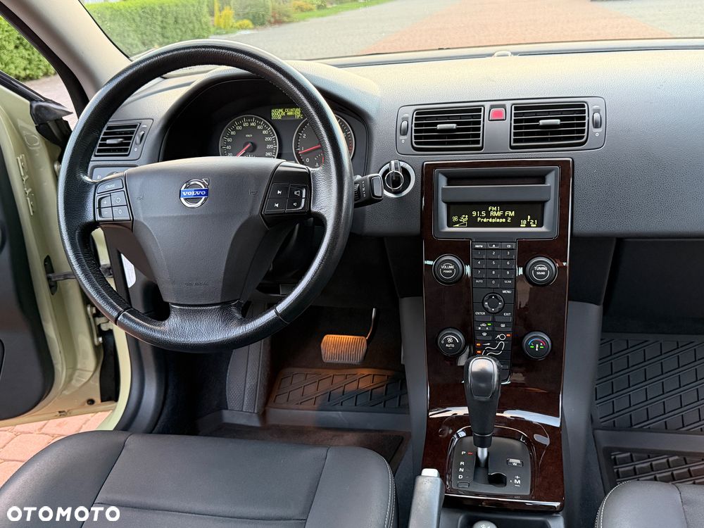 Volvo S40 2.4i Momentum - 27