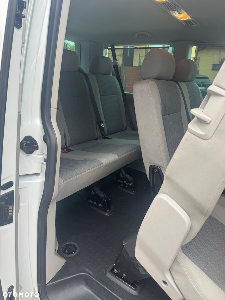 Volkswagen Caravelle 2.0 BiTDI L1 Comfortline DSG - 9
