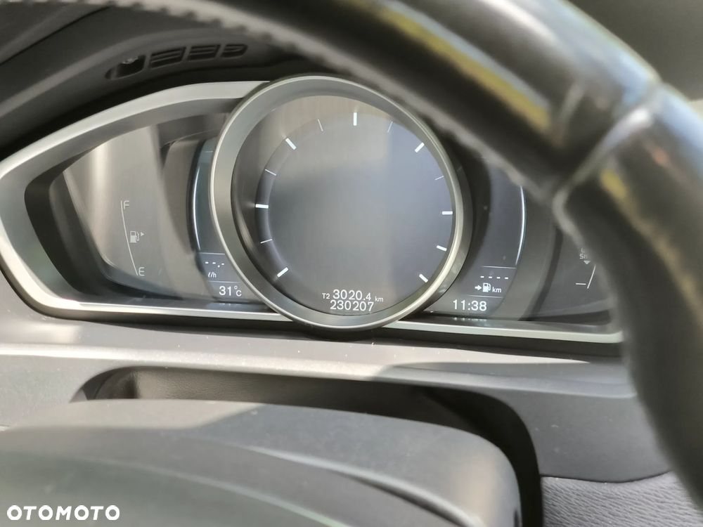 Volvo V40 D4 Drive-E Momentum - 36