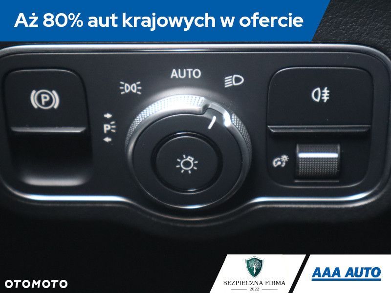 Mercedes-Benz EQA - 22