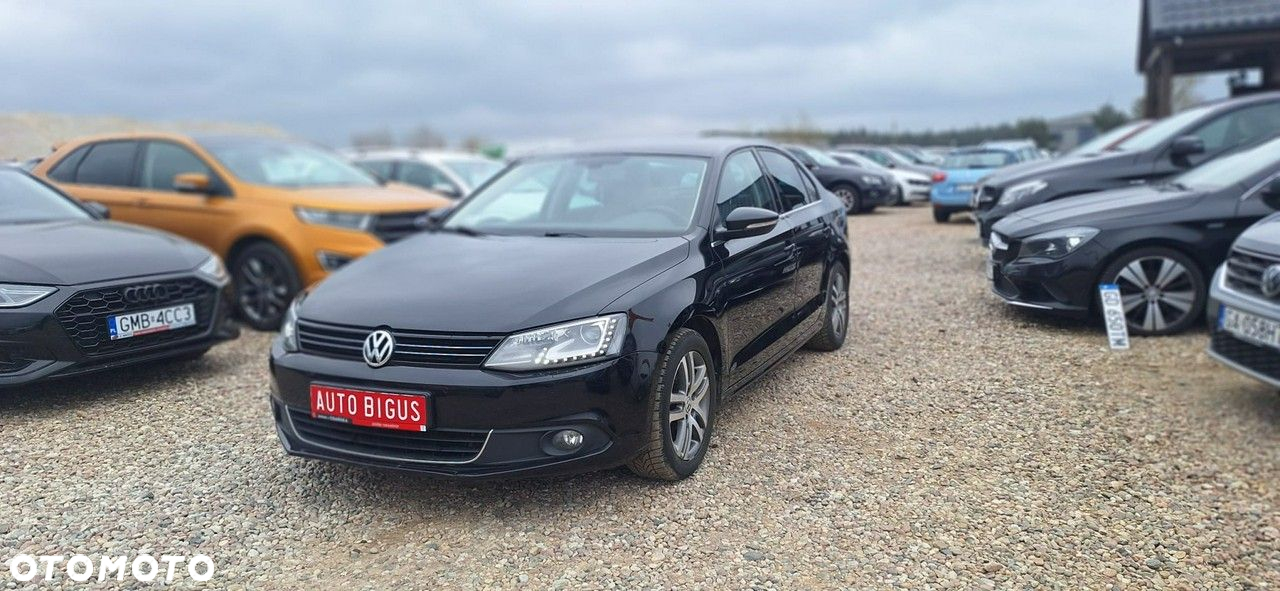 Volkswagen Jetta - 3