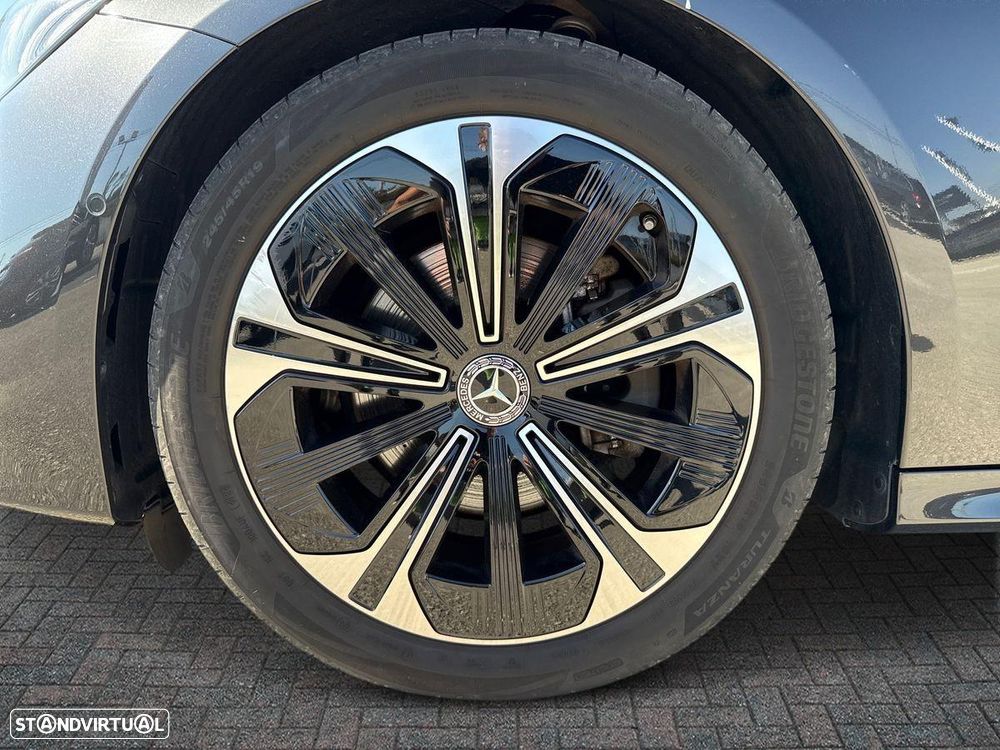 Mercedes-Benz E 220 d 9G-TRONIC Edition AVANTGARDE - 10