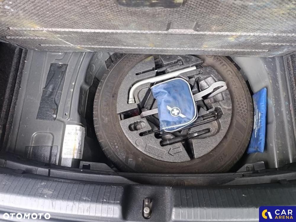 Volkswagen Polo - 16