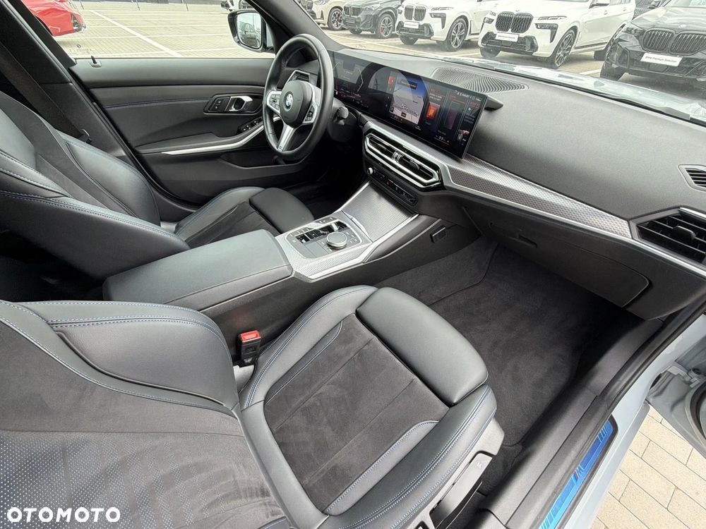 BMW Seria 3 318i M Sport - 18