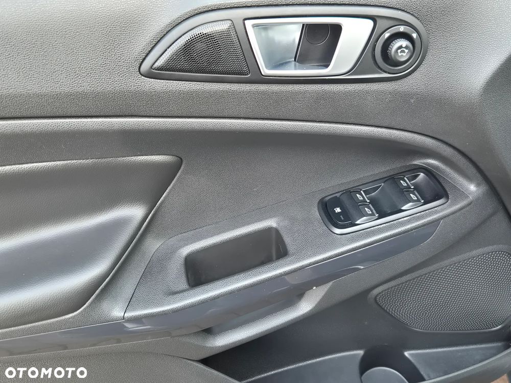 Ford EcoSport 1.0 EcoBoost TITANIUM - 12