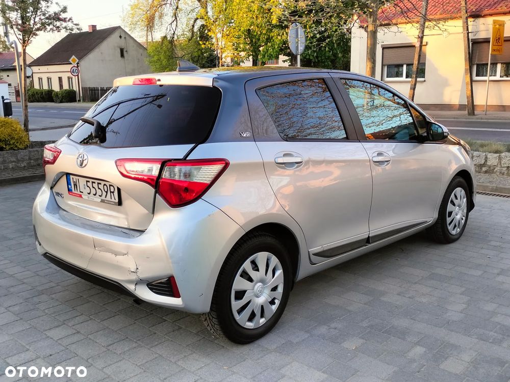 Toyota Yaris 1.0 VVT-i Y20 Club - 7