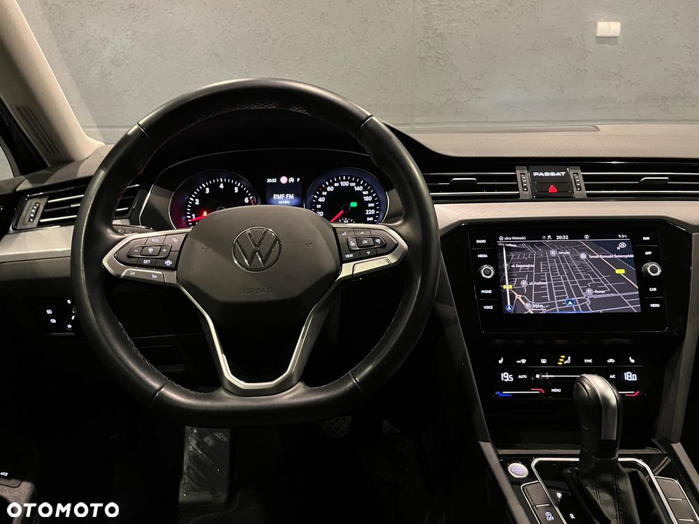 Volkswagen Passat Variant 1.5 TSI EVO Business DSG - 17