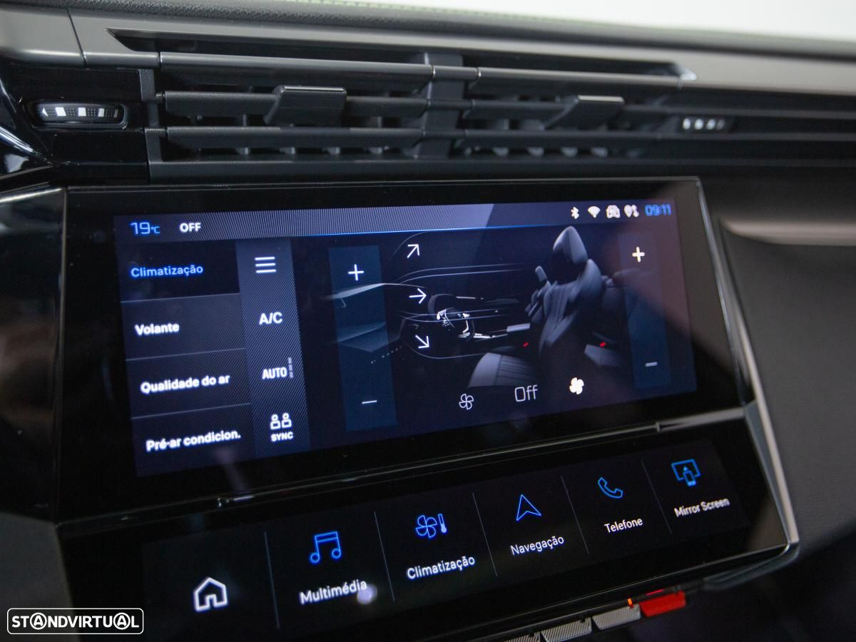Peugeot 408 Plug-In Hybrid 225 e-EAT8 GT - 26