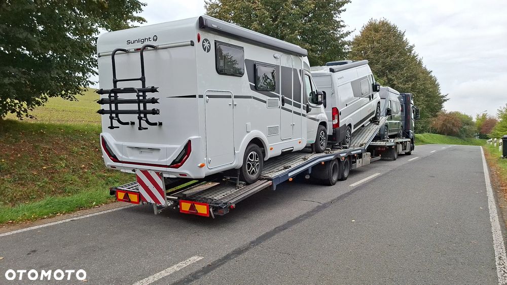 Mercedes-Benz ACTROS - 16