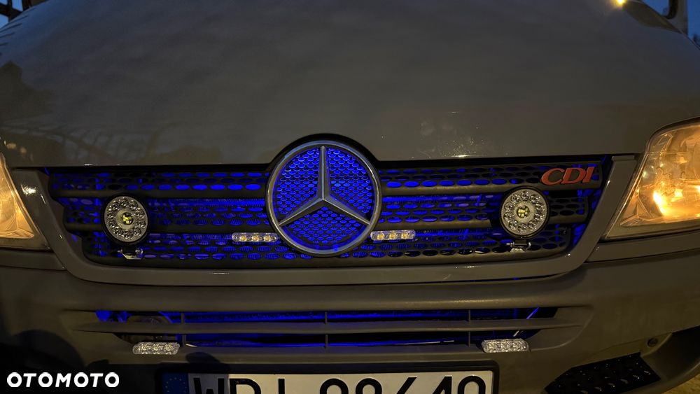 Mercedes-Benz Sprinter - 21
