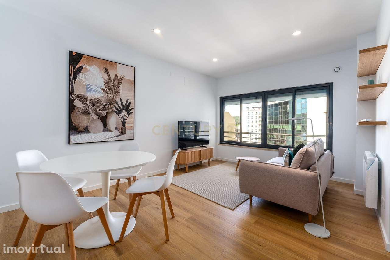 Arrendamento de apartamento T1 na Praça de Espanha - Grande imagem: 2/42