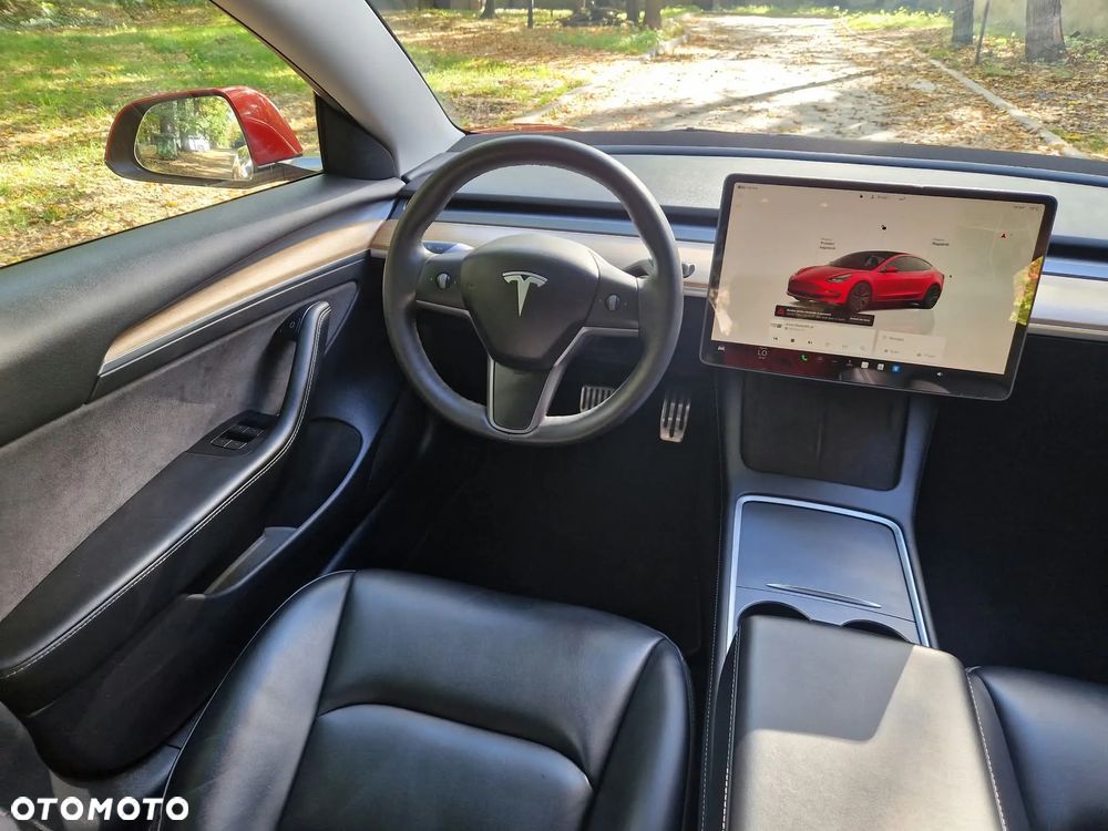 Tesla Model 3 RWD - 19