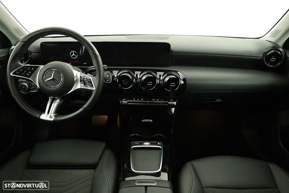 Mercedes-Benz A 200 Standard - 8