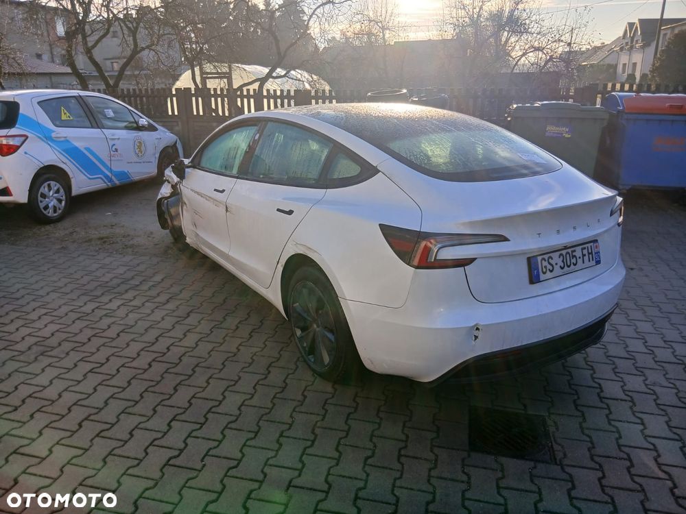 Tesla Model 3 RWD - 6