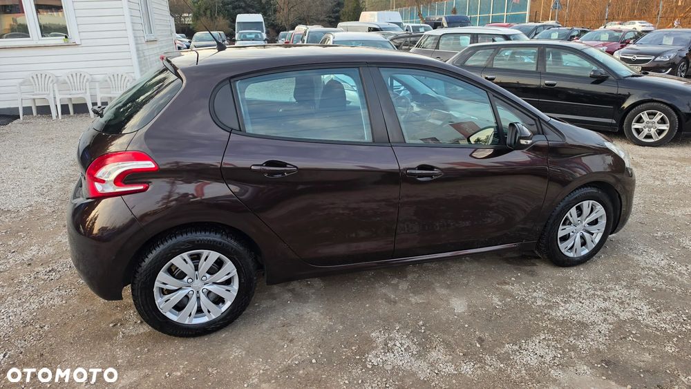 Peugeot 208 1.4 VTi Active - 28