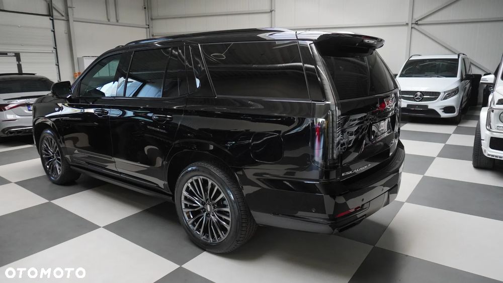 Cadillac Escalade 6.2 V8 AWD AT Platinum - 17