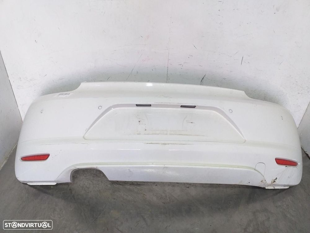 PARA-CHOQUES TRASEIRO VOLKSWAGEN SCIROCCO 137 - 1