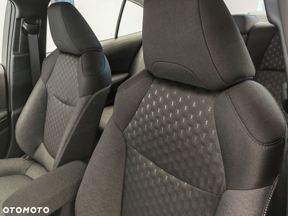 Toyota Corolla - 5