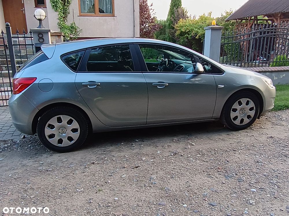Opel Astra 1.6 Enjoy - 6