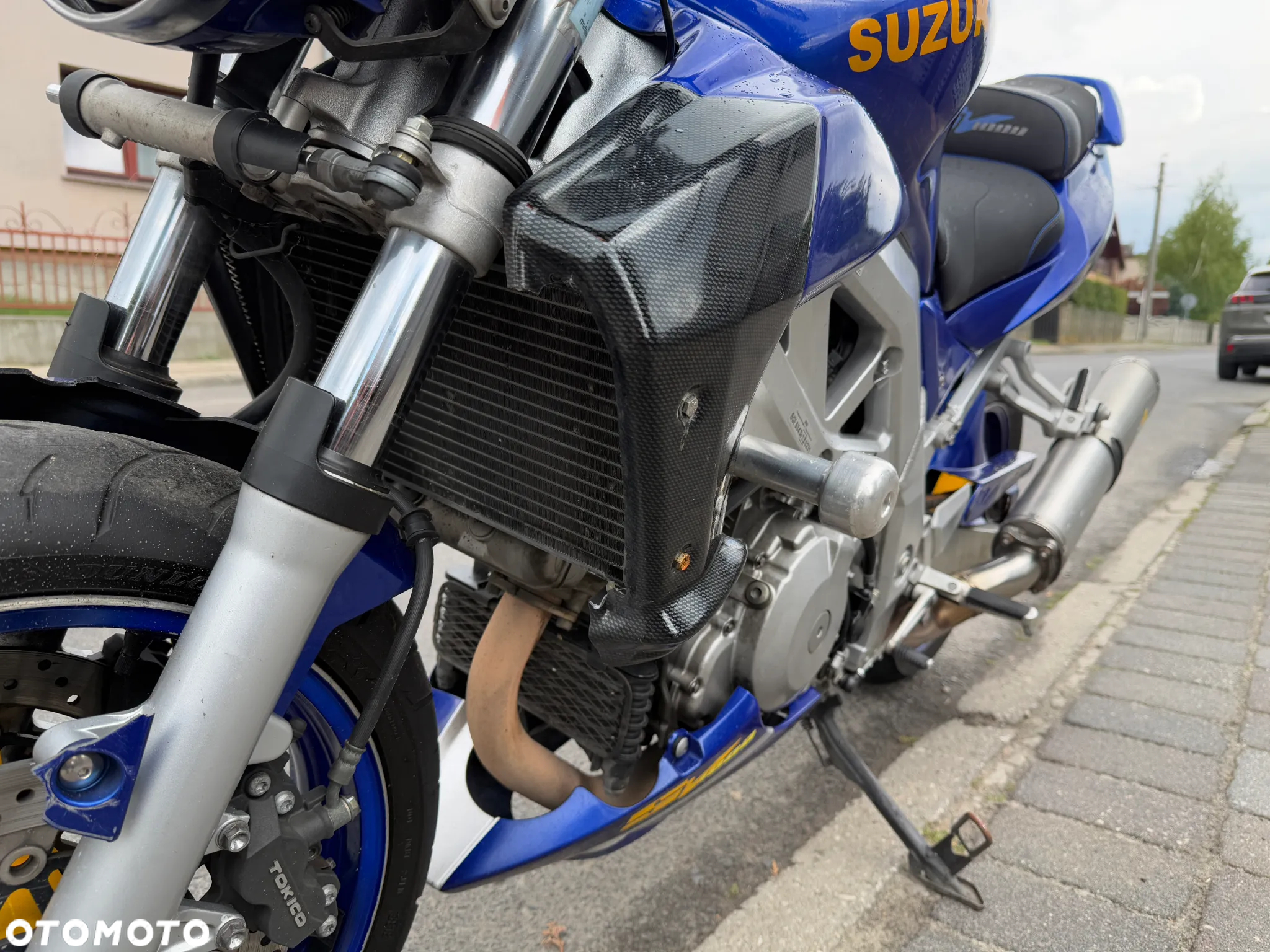 Suzuki SV - 16