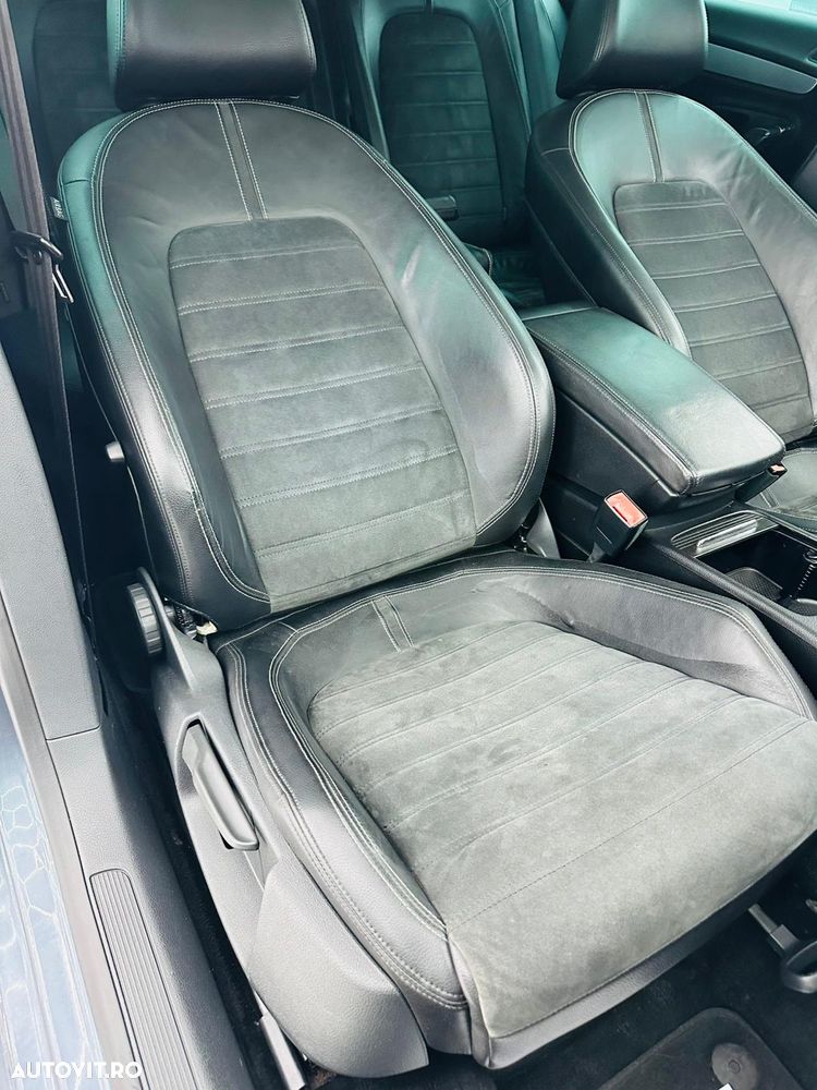Volkswagen Passat CC 2.0 TDI Exclusive - 24