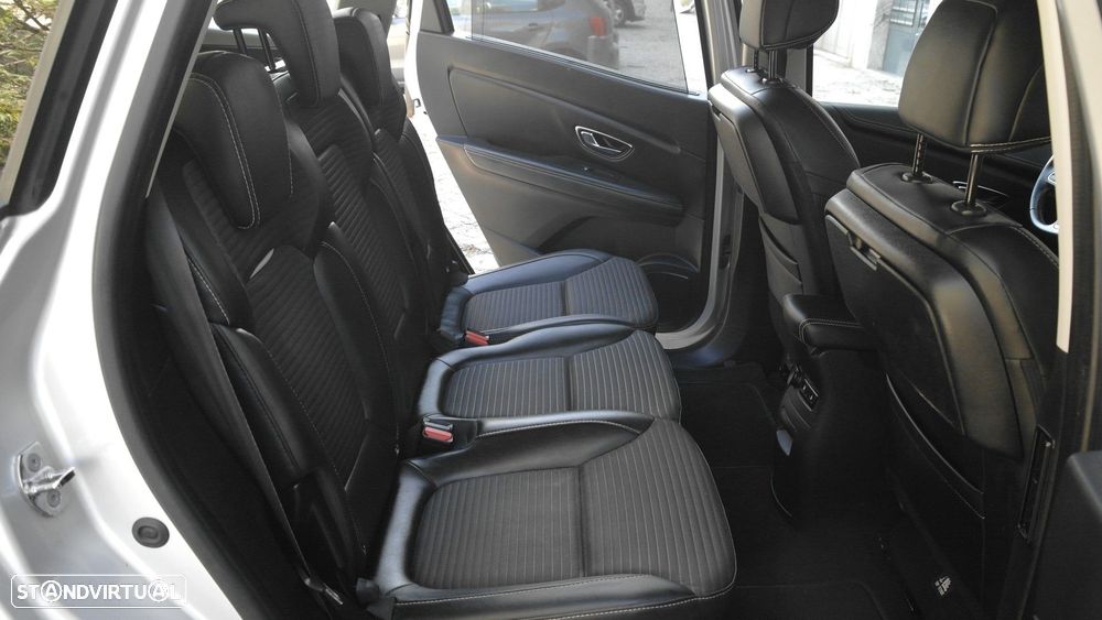 Renault Grand Scénic 1.6 dCi Intens SS - 16