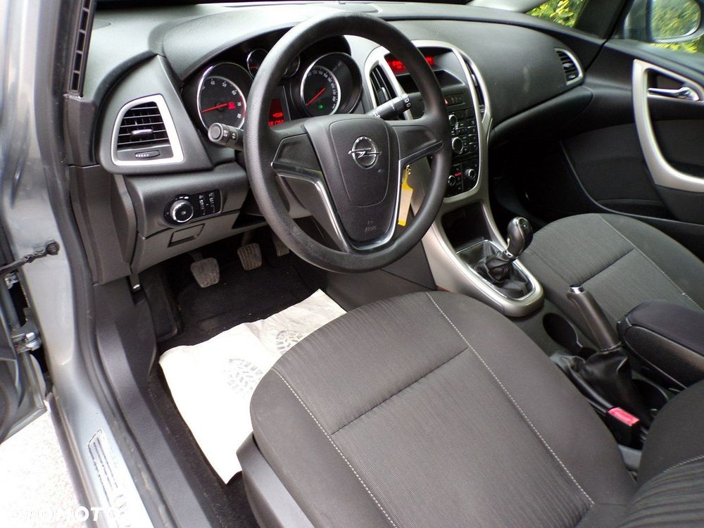 Opel Astra - 17