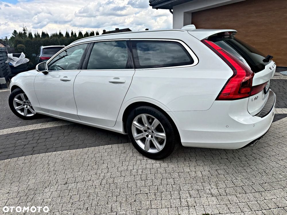 Volvo V90 D4 Geartronic Momentum - 18