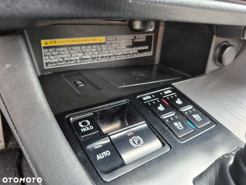 Lexus RX 200t / 300 F Sport - 16