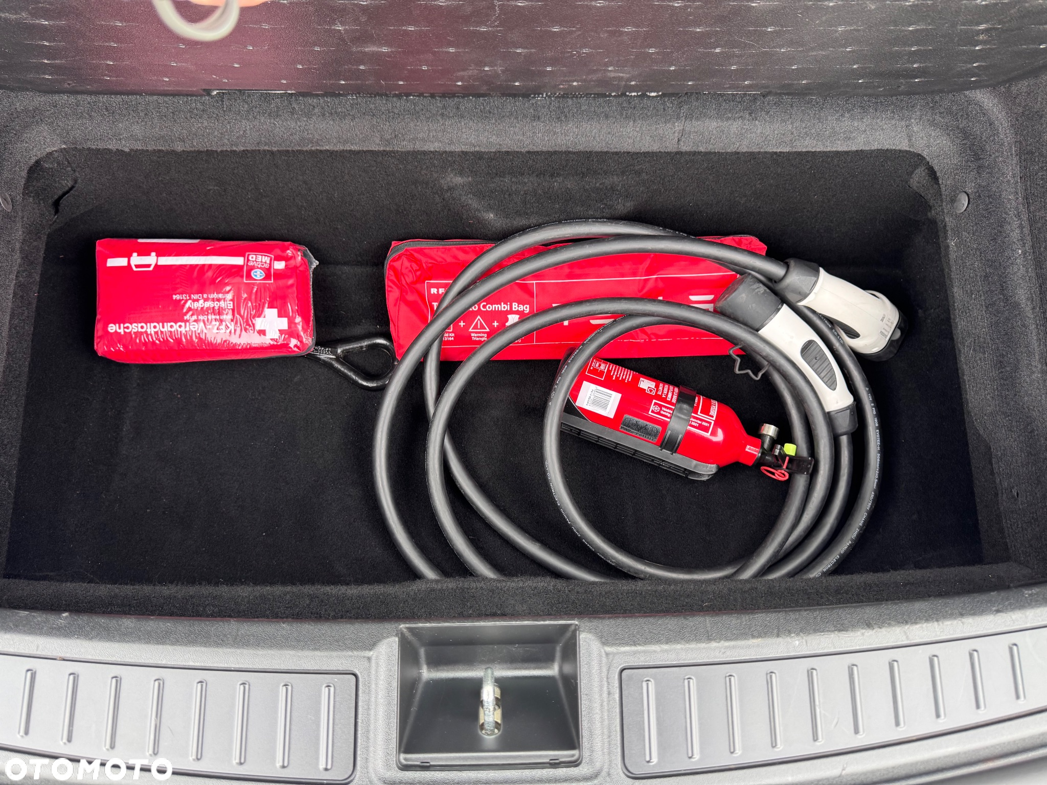Tesla Model S Standard - 39