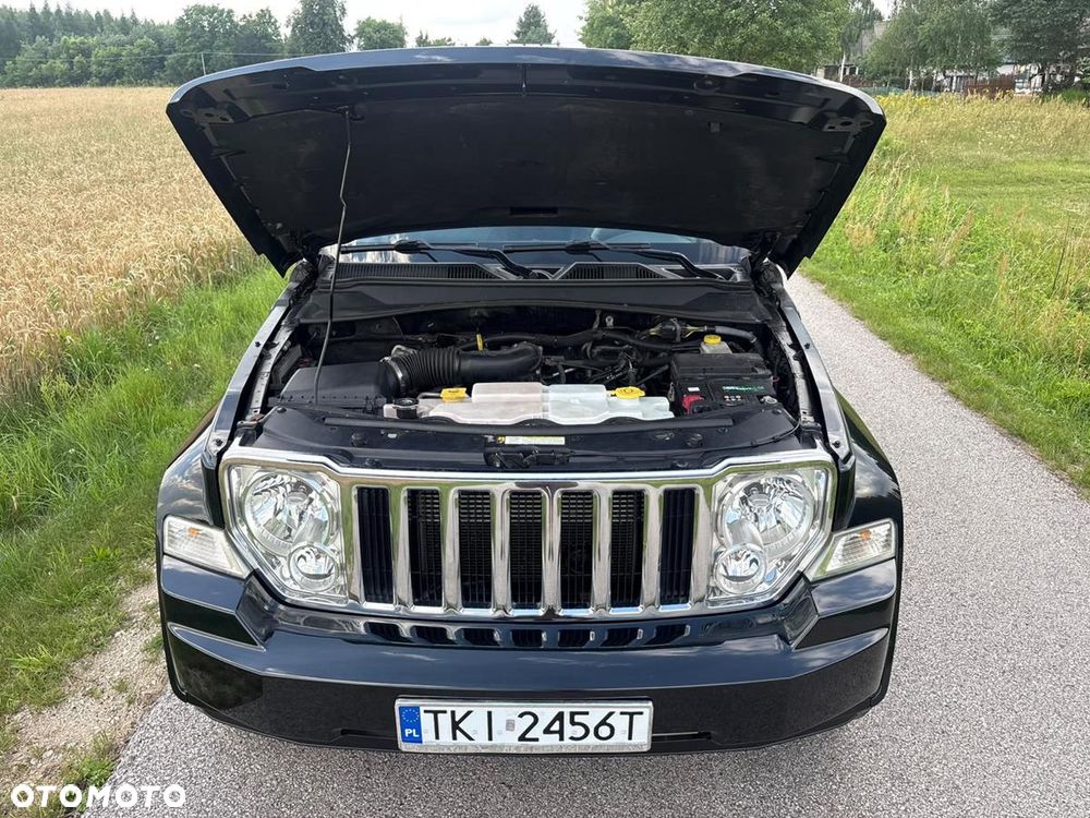 Jeep Cherokee - 18