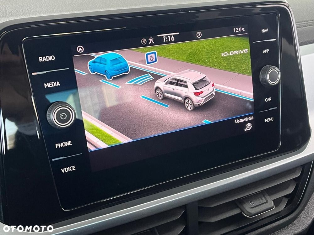 Volkswagen T-Roc 1.5 TSI Life DSG - 25