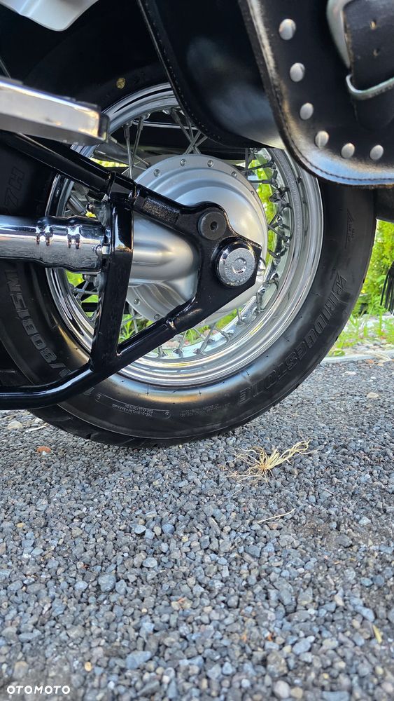 Suzuki Intruder - 29
