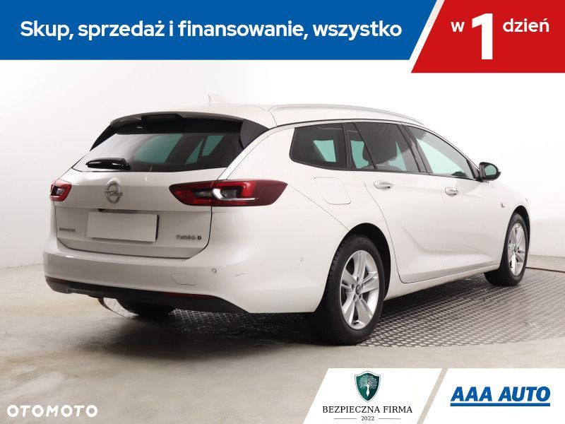 Opel Insignia - 7