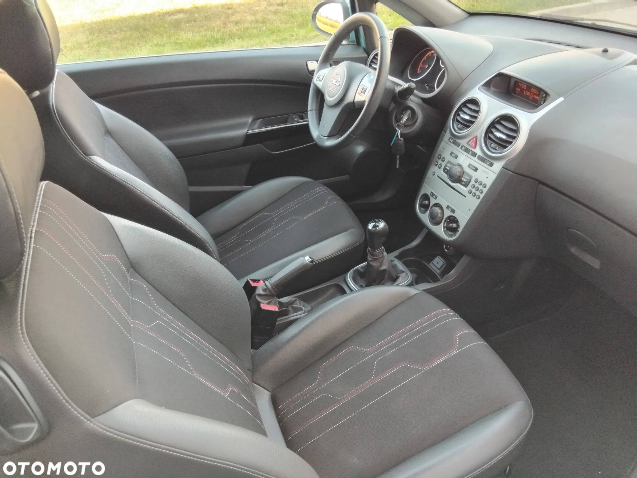 Opel Corsa 1.2 16V (ecoFLEX) Color Edition - 5