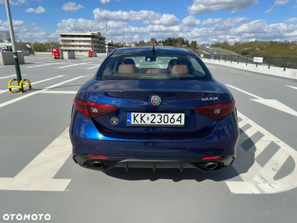 Alfa Romeo Giulia 2.0 Turbo Veloce - 4