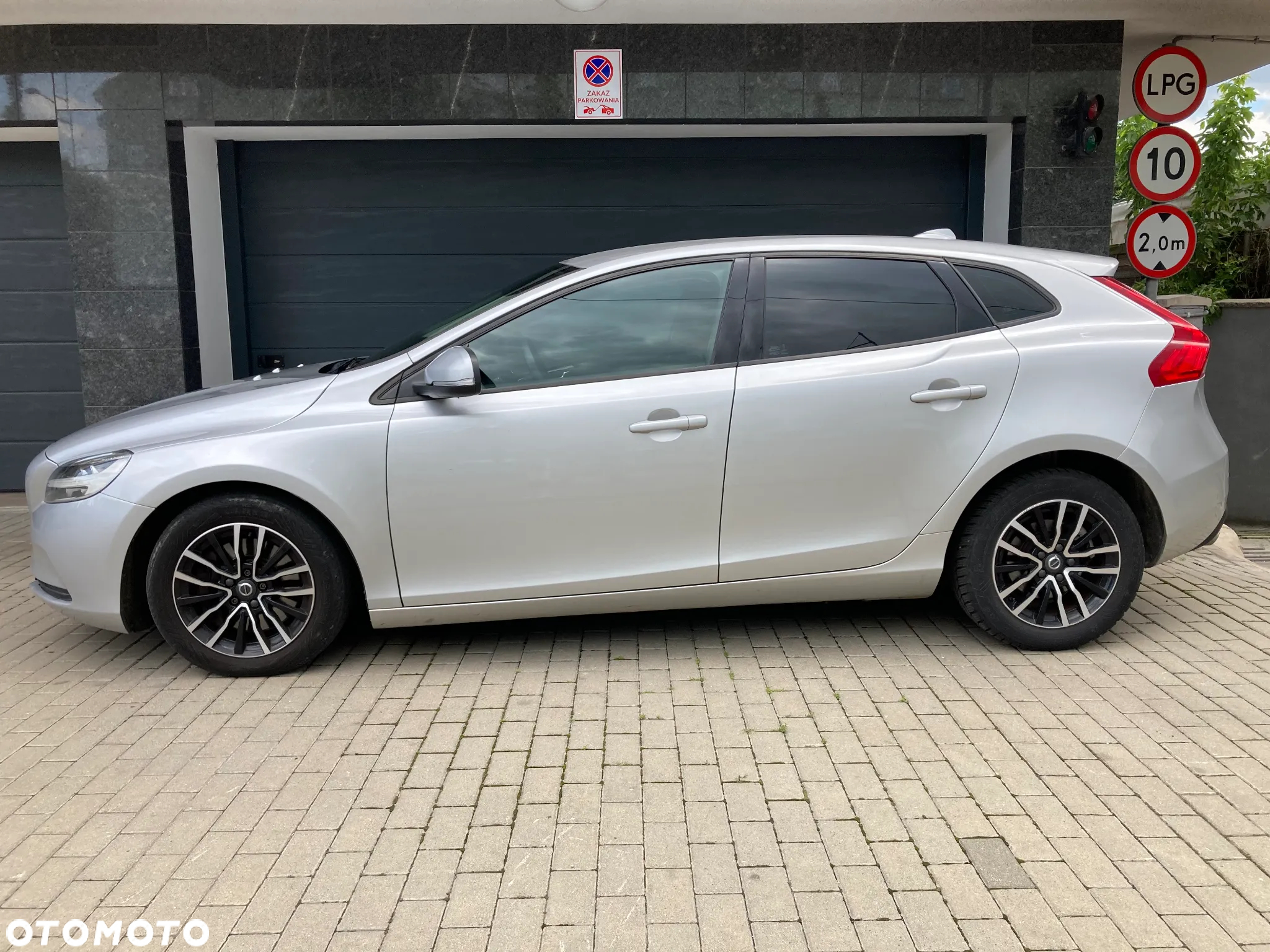 Volvo V40 D2 Geartronic Summum - 5