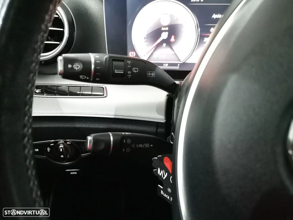 Mercedes-Benz E 220 CDi Avantgarde BE Auto. - 24