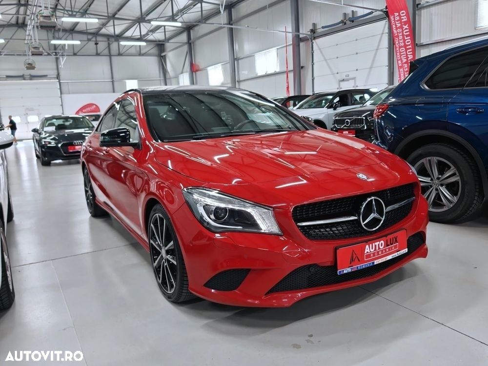 Mercedes-Benz CLA 200 7G-DCT Urban - 3