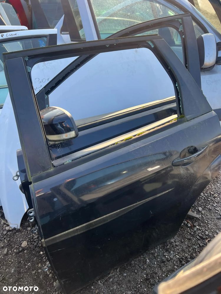 Drzwi tylne lewe Ford Focus MK2 II 2 !! KOMPLETNE, CZARNE !! Kombi - 1