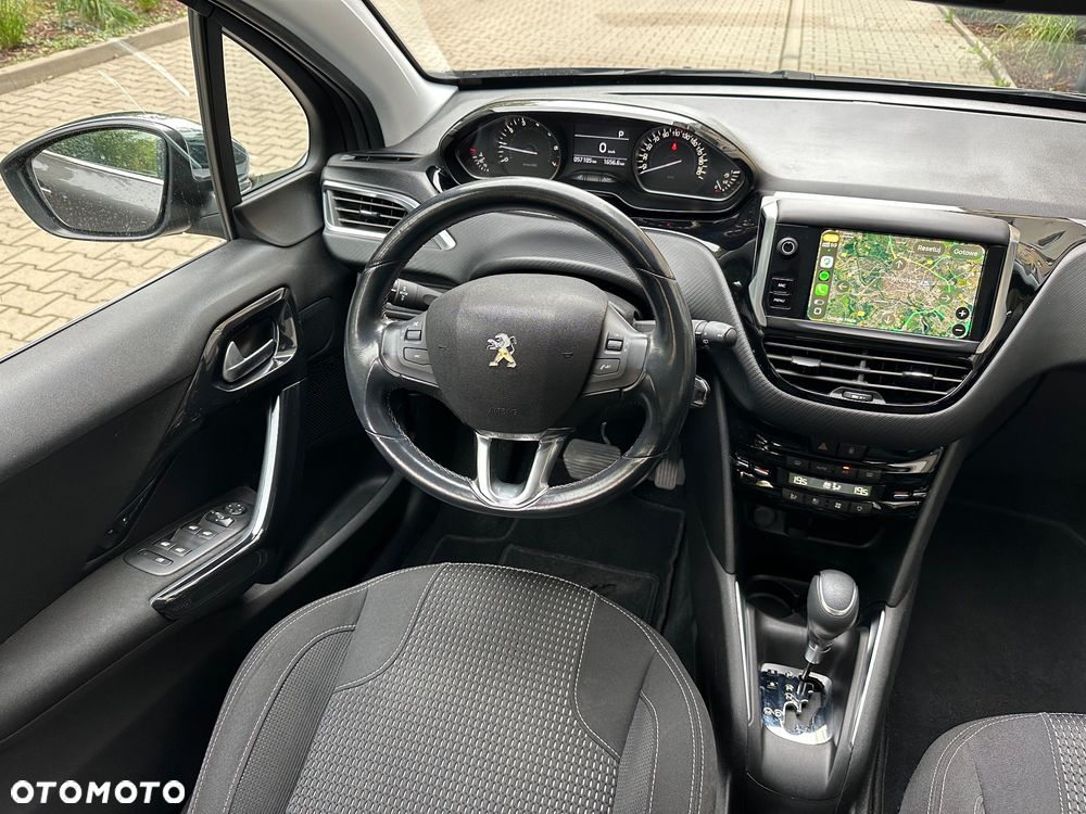Peugeot 208 - 9