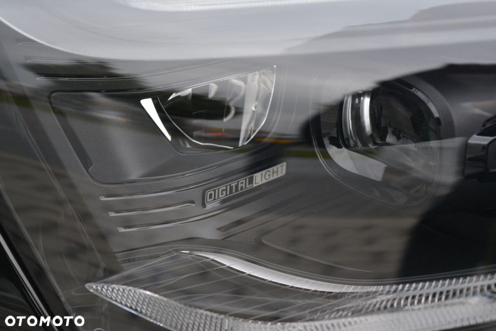 Mercedes-Benz Klasa E - 9