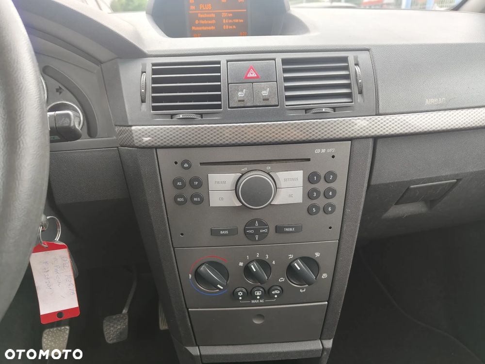 Opel Meriva - 21