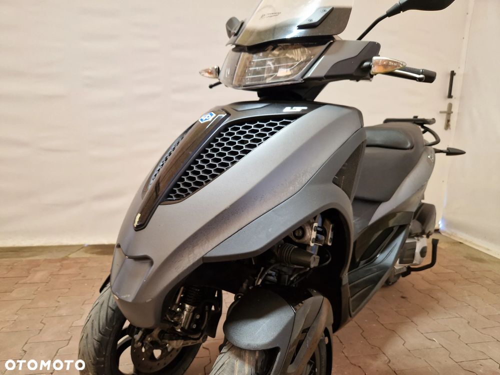 Piaggio MP-3 - 31